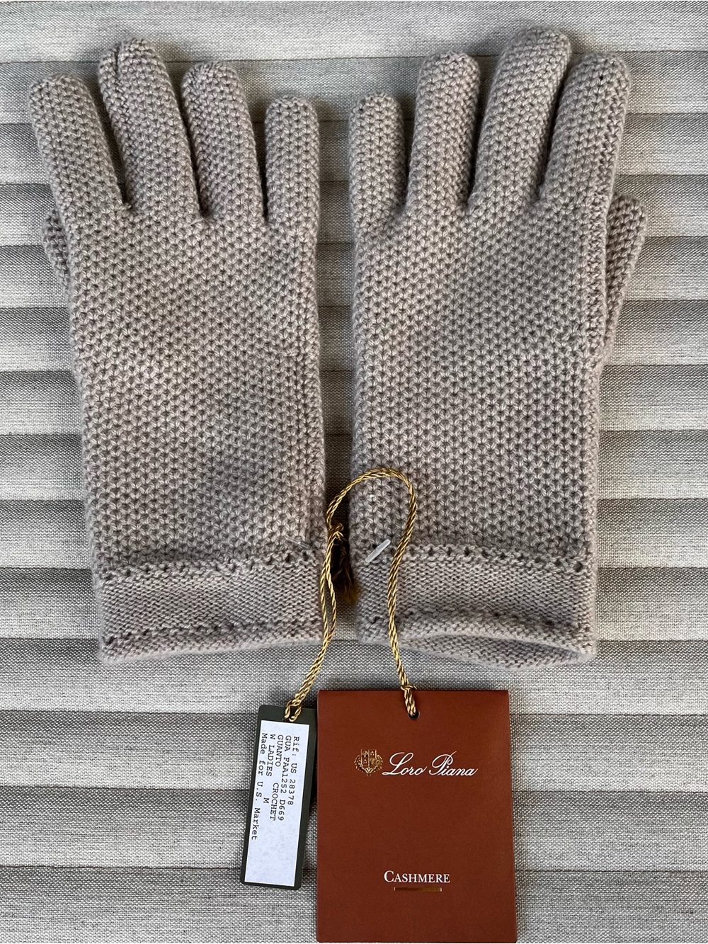 Loro Piana Cashmere Knit Gloves